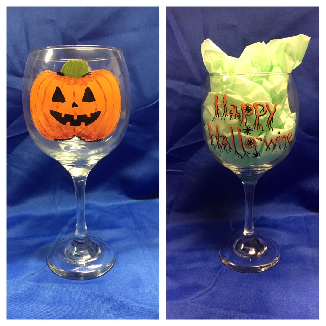 Funny Halloween Wine Glass happy Hallowine Pumpkin Jack O Lantern Hand