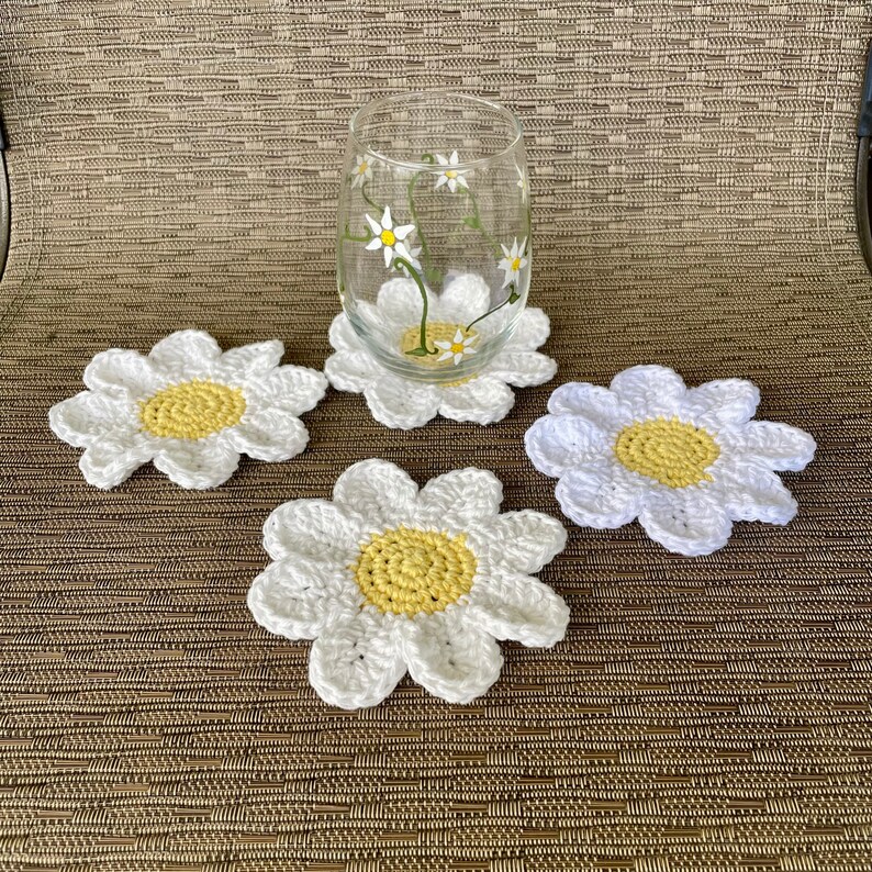 Daisy Coasters Set of Four Flower Coasters Floral Decor Daisy Mug Rug Floral Coasters Flower Coasters Flower Mug Rug image 5