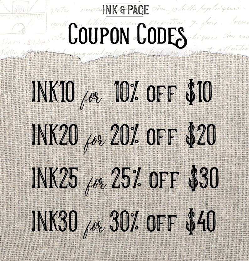 Op de afbeelding: Een afbeelding op een jute achtergrond met de tekst "INK & PACE COUPON CODES" en vier kortingscodes: INK10 voor 10% korting - &euro;10, INK20 voor 20% korting - &euro;20, INK25 voor 25% korting - &euro;30 en INK30 voor 30% korting - &euro;40.