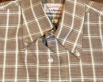 1970's Arrow Getaway Vintage Shirt Medium estate find polyester 15 1/2 -32 brown