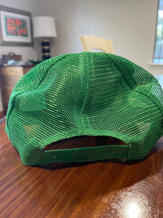 1980s Buzbee Feed and Seed Waco Texas trucker cap sna… Gem