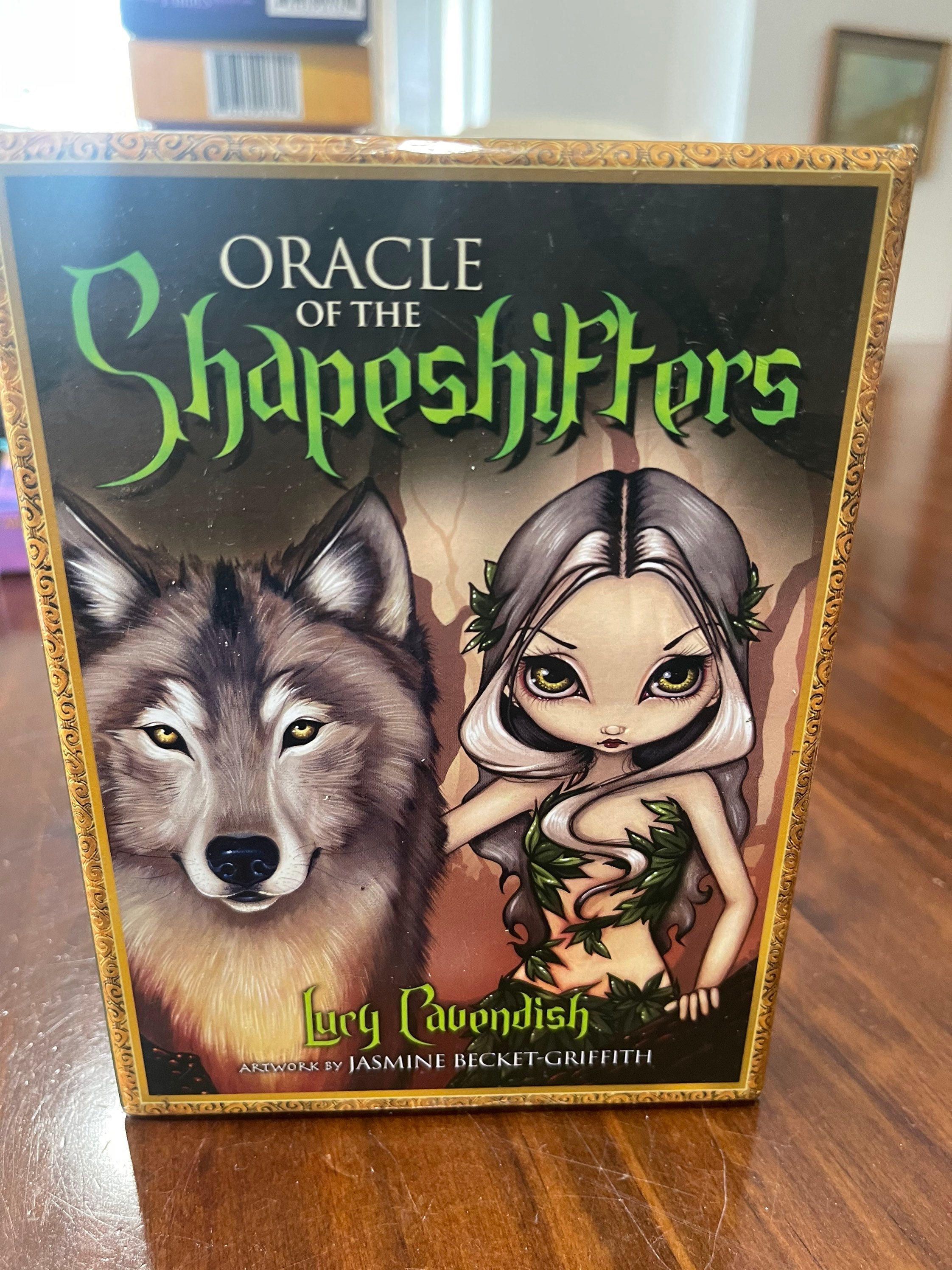 ORACLE OF THE SHAPESHIFTERS オラクルカード Amazon | Oracle of the Shapeshifters: Book & Oracle Set