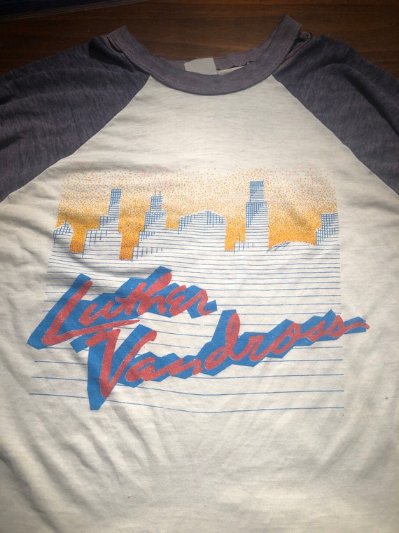 1984 Luther Vandross concert T-shirt vintage ragl… - image 3