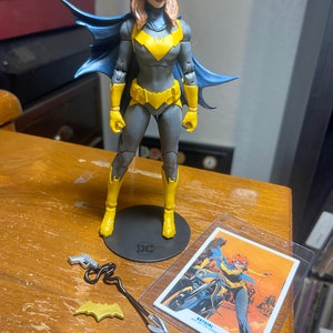 Batgirl Art of the Crime McFarlane DC Multiverse 7” Action Figure