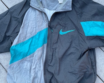 Nike windbreaker Large gray tag black and Aqua
