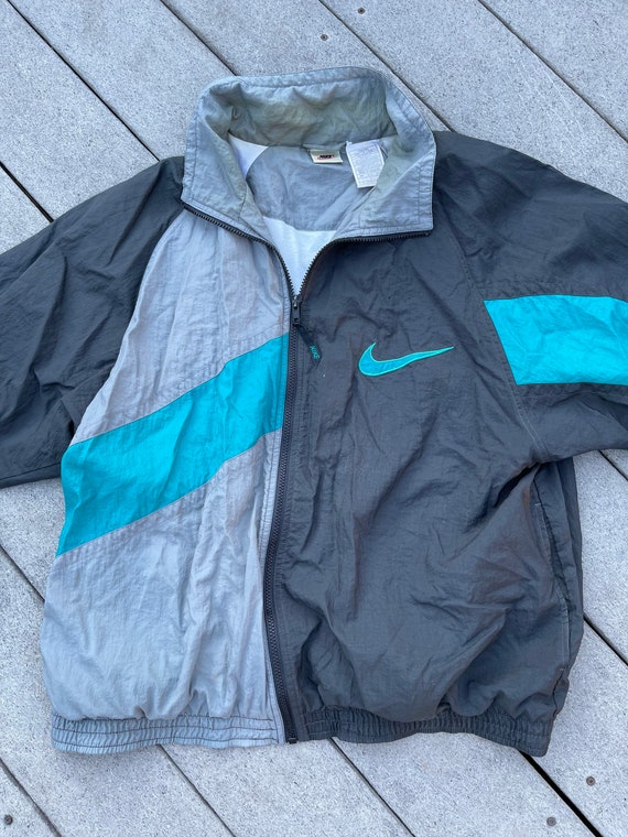 Nike windbreaker Large gray tag black and Aqua