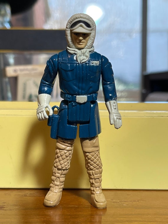 Han solo hotsell hoth action figure
