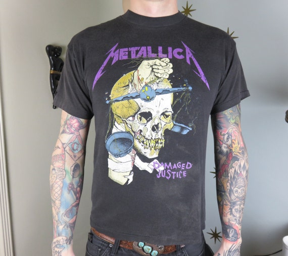 black running shirt