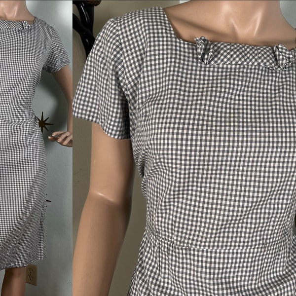 SALE! Vintage 1950s gray white gingham day dress large 243