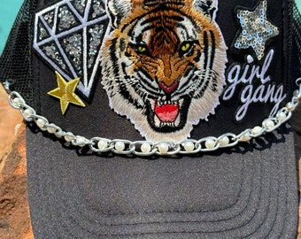 ★1011 GALLERY★ EMBROIDERED TIGER TRUCKER CAP Youth Old School Tiger Trucker - (Multiple Colors