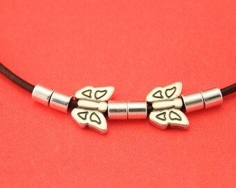 RS0148>>MADE in EUROPE 4 butterfly beads, round cord butterfly bead, zamak butterfly bead (ablz252) Qty4