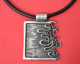 0012>>MADE in EUROPE large pendant, ethnic pendant, tribal pendant, large tribal pendant (B1768AS) Qty1