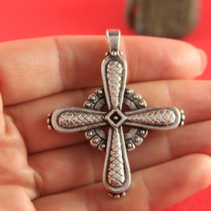 8/1 MADE in EUROPE silver cross pendant, zamak cross charm, flat engraved cross charm (X2480AS) Qty1