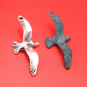 0324>>MADE in GREECE Mykonos large bird pendant, green patina pendant, silver seagull pendant, green patina seagull (X744) Qty1