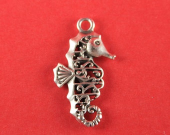 0042>> MADE IN GREECE seahorse pendant, silver seahorse, filigree pendant, filigree seahorse, filigree sea horse  (X5162as)