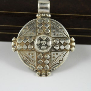 0016&gt;&gt;MADE IN EUROPE large pendant, zamak pendant, round pendant, large zamak pendant (7070s)Qty1