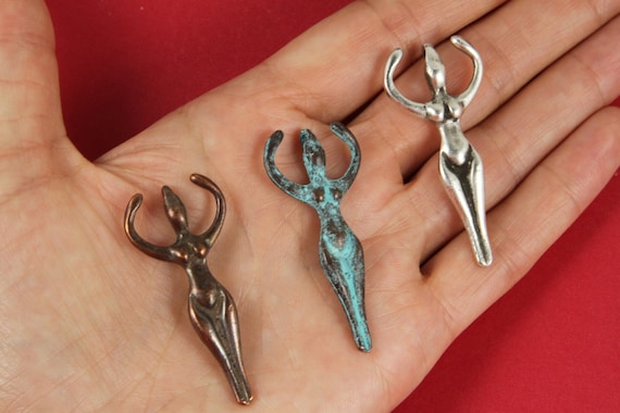 0122>>MADE IN GREECE, Mykonos goddess, greek Goddess, silver goddess, goddess pendant, silver woman pendant, copper goddess pendant Qty1