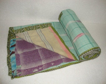 Boho Vintage indio Kantha edredón hecho a mano Kantha manta reversible Kantha tiro algodón Sari Kantha colcha cosida a mano Kantha tiro