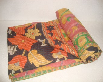 Vintage Kantha Silk Bedcover Indian Handmade Patchwork Bedcover Reversible Quilted Throw Bedspread Bedding Bedcover Reversible Throw