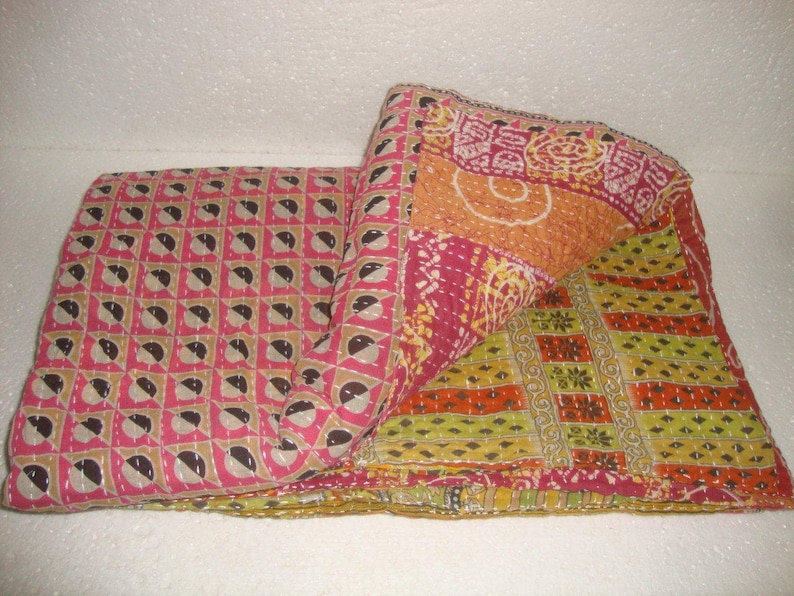 indian throw kantha throw Queen Size kantha quilt reversible blanket floral kantha bedspread vintage kantha quilt Bedding E1704