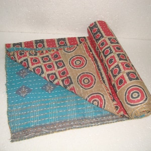 Antique Kantha Quilt Handmade Throw Hand Stitched Cotton Blanket Kantha Bedspread Reversible Vintage Quilt Bedcover Twin Indian Boho Blanket