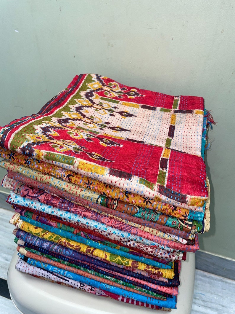Boho-Seidenschal mit Blumenmuster aus Kantha, Wendestola, handgefertigter indischer Dupatta Bild 4