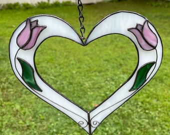 Stained glass White Heart & tulips