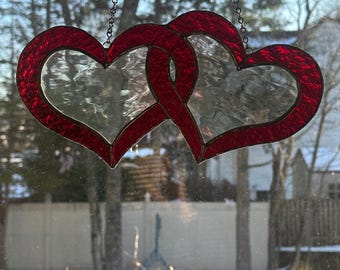 Stained glass Interlocking Valentines Hearts