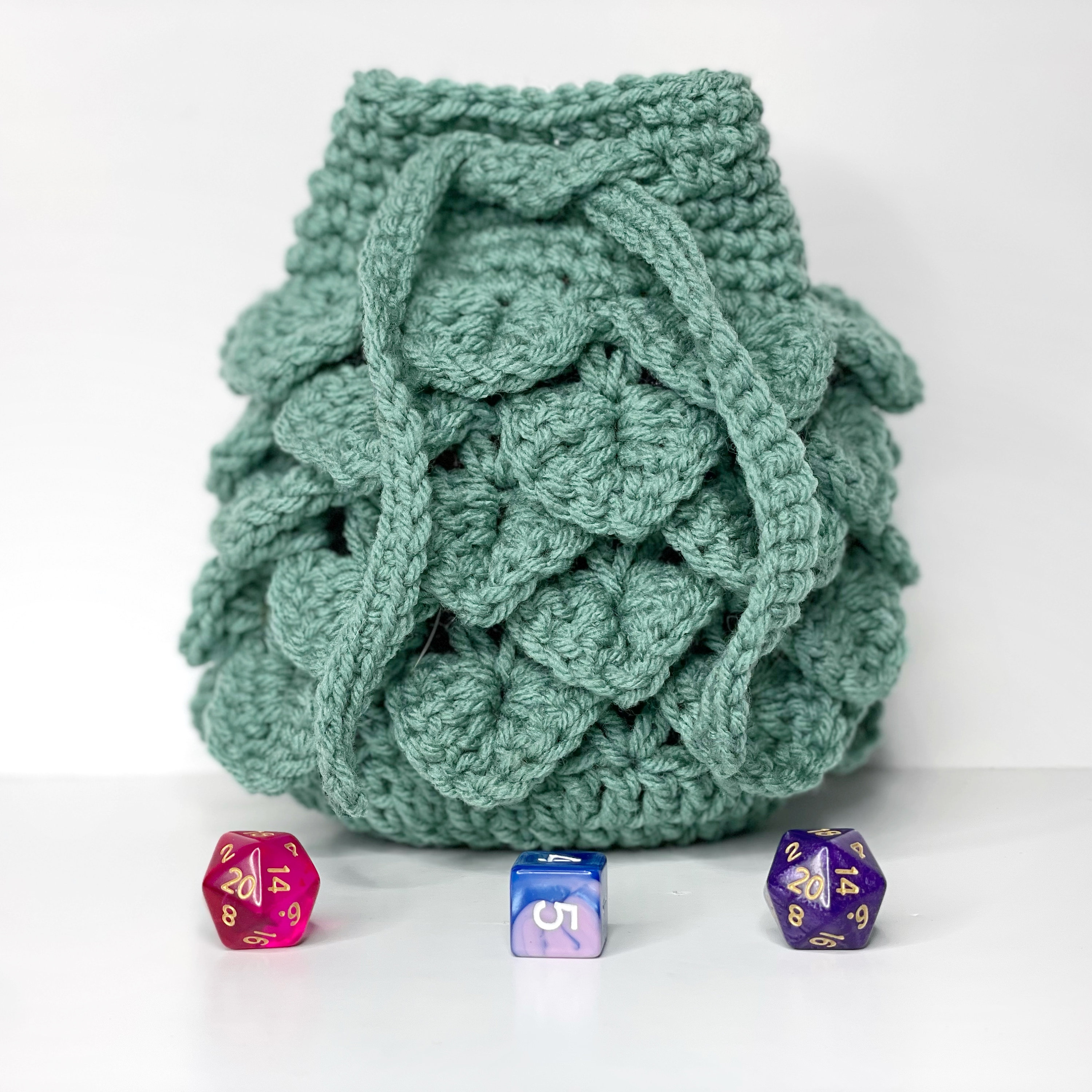 40 Dragon Scale Crochet Patterns: Unleash Your Creativity with Unique Designs! 12 Dragon Scale Drawstring Dice Bag