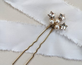 Star Bridal Hair Pins, Crystal Star Headpiece, Celestial Wedding Hair Accessory, Pearl Hair Pins, Pearl Wedding Headpiece