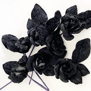 7 x Black Roses with leaves Halloween wreath, bouquets image 1