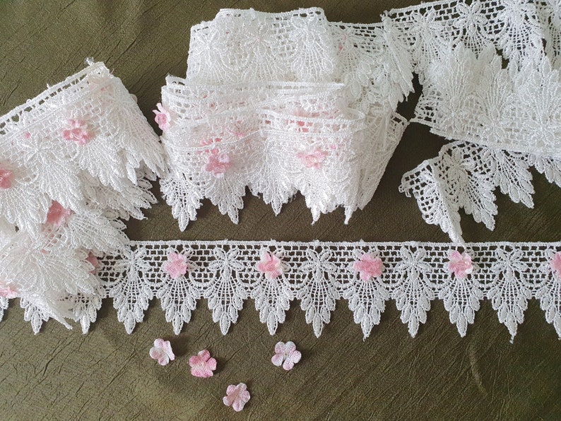 White Scalloped Lace with forget me nut flower for jewelry, table runners, head crown image 1