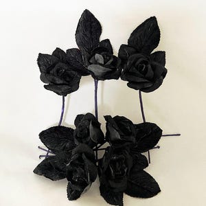 7 x Black Roses with leaves Halloween wreath, bouquets image 2