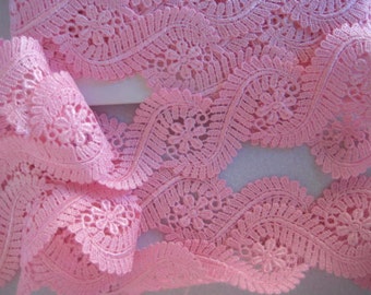 Venise Lace edging hand dyed 1 yard in pink for earings,  handbag trim, card making jewellry