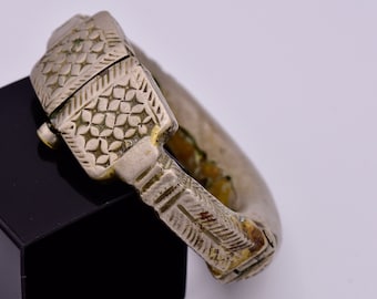 Rare Antique African Tribal Manilla bangle