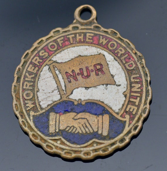 National Union of Railwaymen N U R Badge - image 1