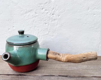 Tetera Kyusu hecha a mano en arcilla roja con esmalte verde mar de 226 ml