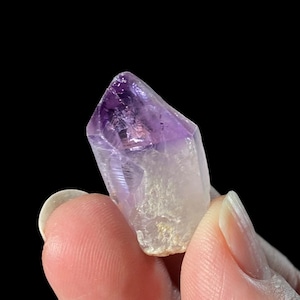 One Purple Amethyst Quartz Crystal Point