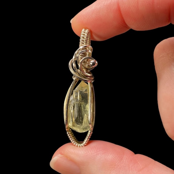 Silver Double Wire Kunzite Pendants Silver Double Wire Kunzite Pendants
