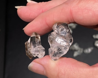 ONE Doubly Terminated Diamond Quartz Crystal