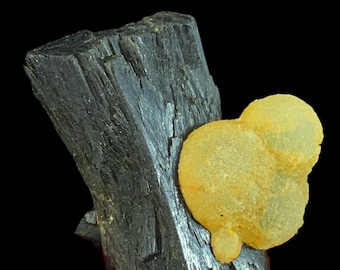 Epidote with Iron Oxide Coated Prehnite, Kharan, Balochistan, Pakistan