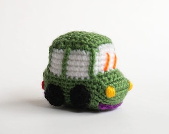 Natural green car - crochet amigurumi keychain - leaf green color