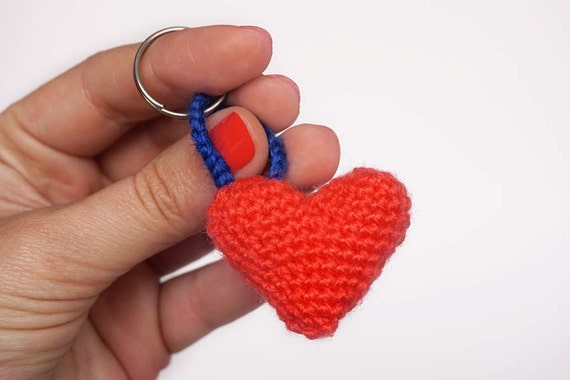 Portachiavi Cuore Di Uncinetto Amigurumi Su A Forma Di Cuore Etsy