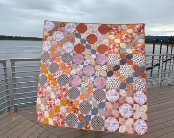 Autumn Pumpkin Throw Quilt: Lightweight Medium Sized Blanket