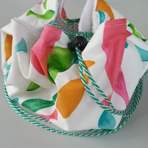 Praktische und hygienische Pooltasche und Matte