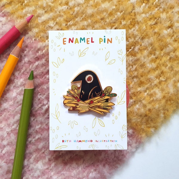 Little Raven enamel pin, enamel pin,  blackbird pin, animal pin, raven pin, gold pin, animal badge, crow brooch, enamel brooch, accessory