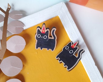 Magicat Wooden Pin, cat pin, black cat pin, animal pin, magical cat pin, cute cat pin, animal badge, cat brooch, wooden brooch, accessory