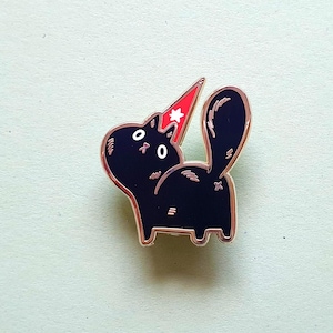 Butt Cat enamel pin, enamel pin,  black cat pin, cat lover, wizard pin, gold pin, animal badge, animal brooch, enamel brooch, accessory