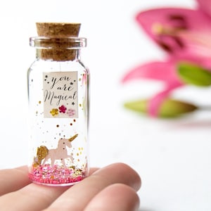 Unicorn Gift Message Bottle, Personalized Keepsake, Magical Sentiment (5cm x 2cm, Natural Wood Frame, Gift For Her)