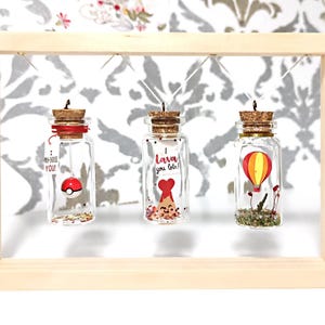 Display your bottle. Floating frame wood handmade. Swing. Frame your message. Personalized gift. Romantic. Thoughtful Gifts. Valentine. FRAME for 4 bottles
